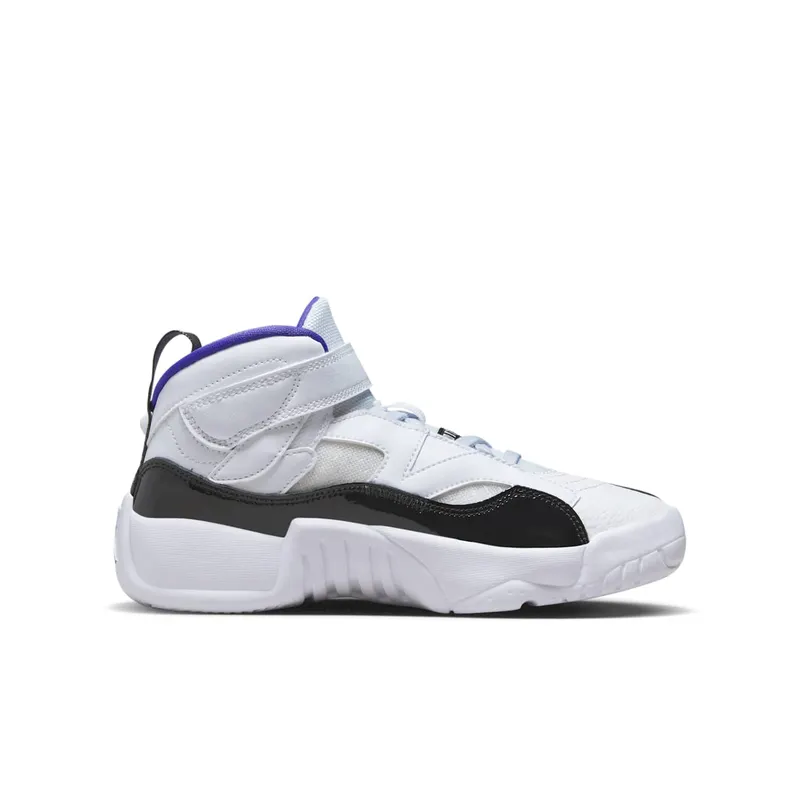 Jumpman Trey Two Younger Kids’ White (DQ8432-100)