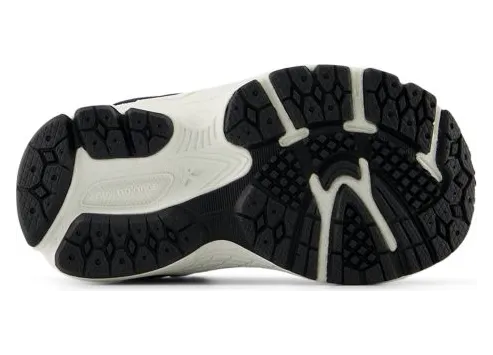 new-balance-2002r IC2002PB