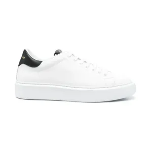 Giuliano Galiano met contrasterend detail “White” (FIRE4NAPPA)