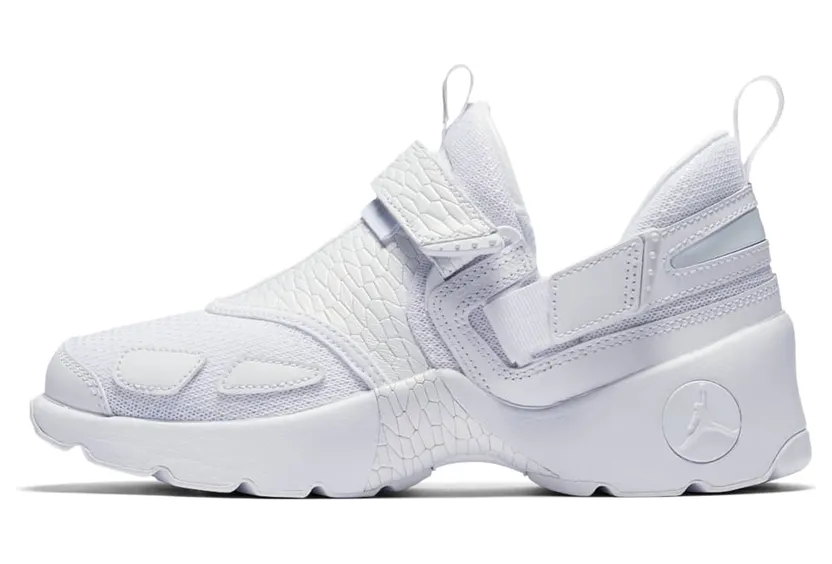 Jordan Trunner LX Heiress Frost White (GS)