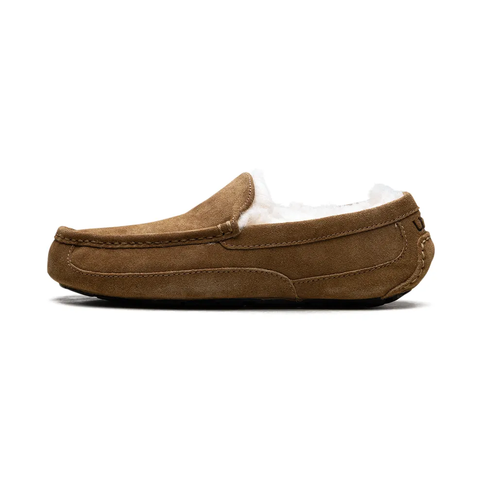 Ugg Australia Ascot Moccasin “Chestnut” (1101110-CHE)