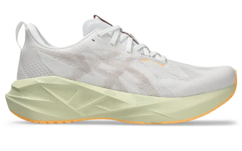 ASICS Novablast 5 White Fawn (1011B974-101)