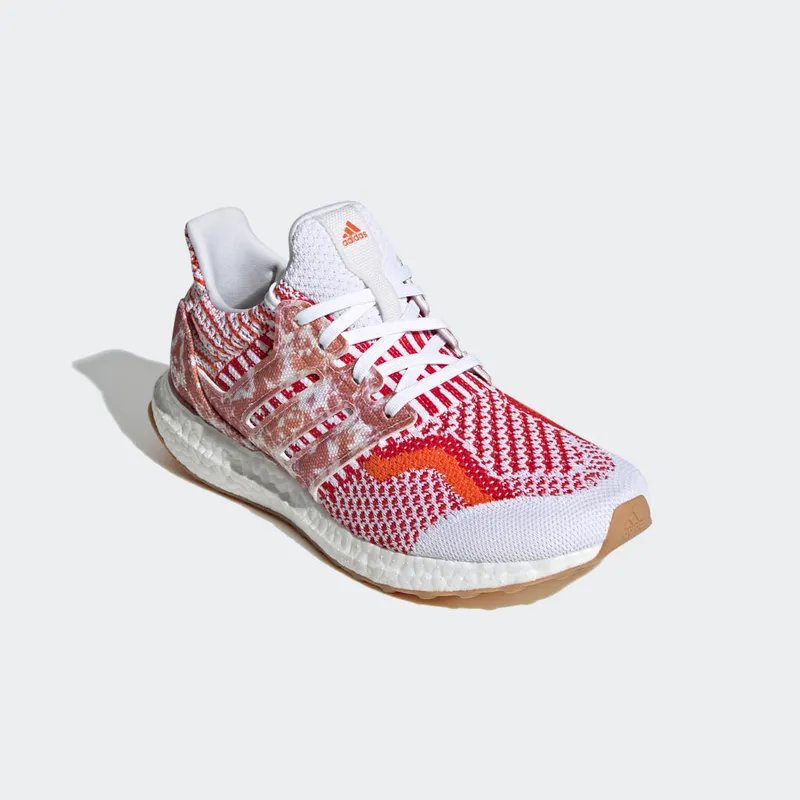 adidas Ultraboost 5.0 DNA Cloud White / Cloud White / Scarlet (GY3190)