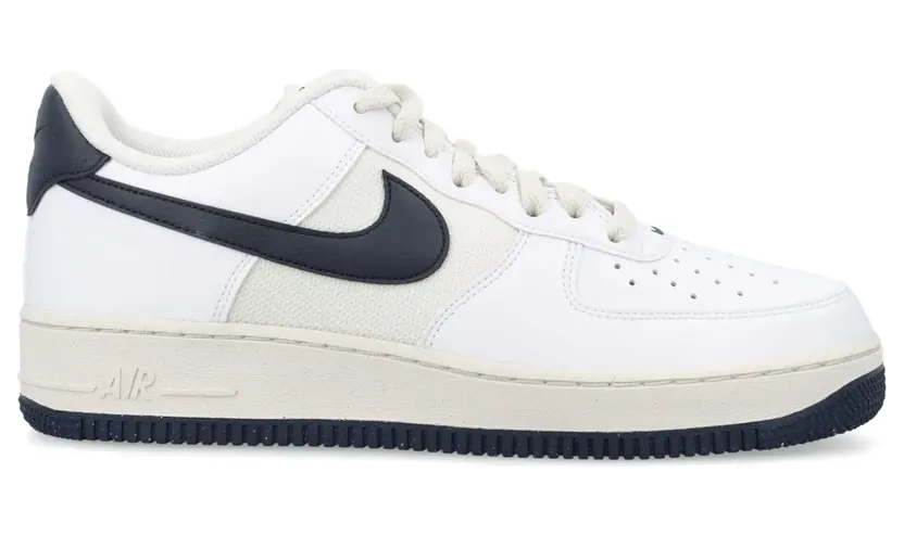 Nike Air Force 1 ’07 Sneakers – Weiß (HF4298)