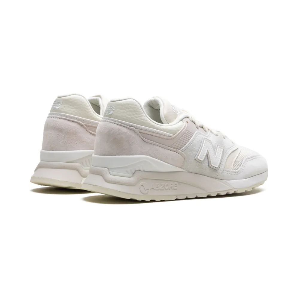 New Balance 997.5 “MiUSA Kith Easter White Marshmallow Angora” (U9975HK)