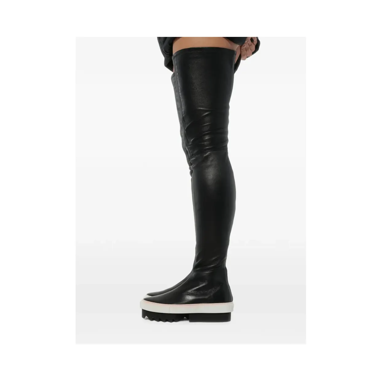 Givenchy Otk Skate met plateauzool “Black” (BE09036110001)