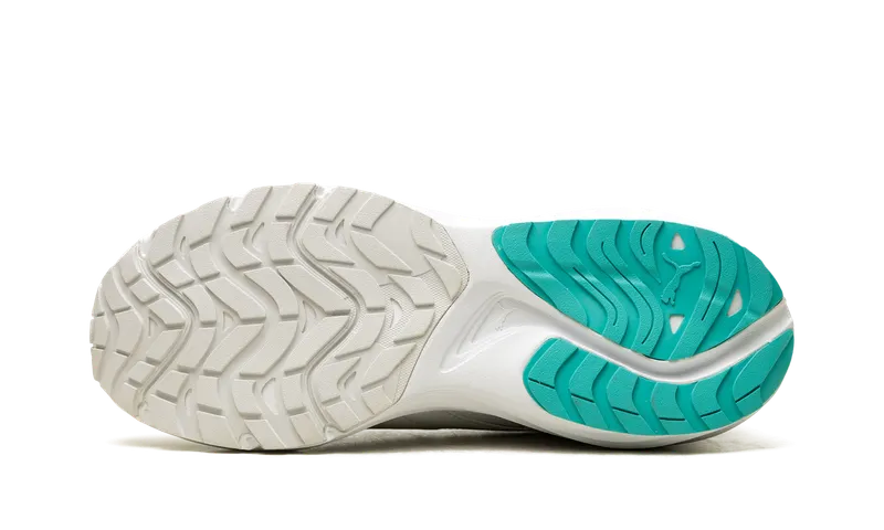 Puma Petronas F1 “Mercedes – Hypnotic White” (308428-02)