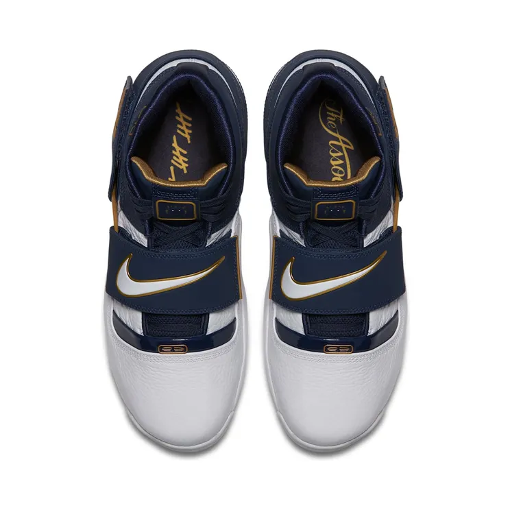 nike-zoom AO2088-400