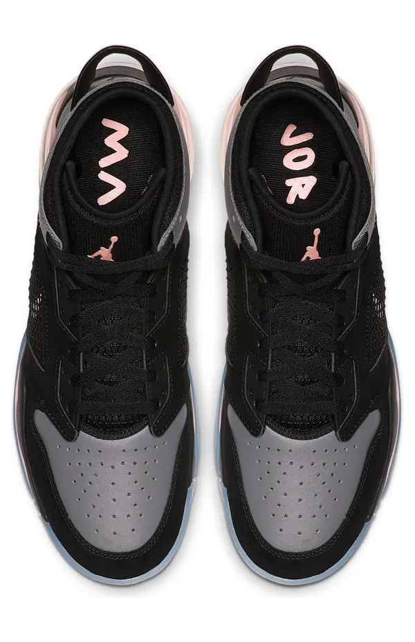 jordan-mars-270 CD7070-002