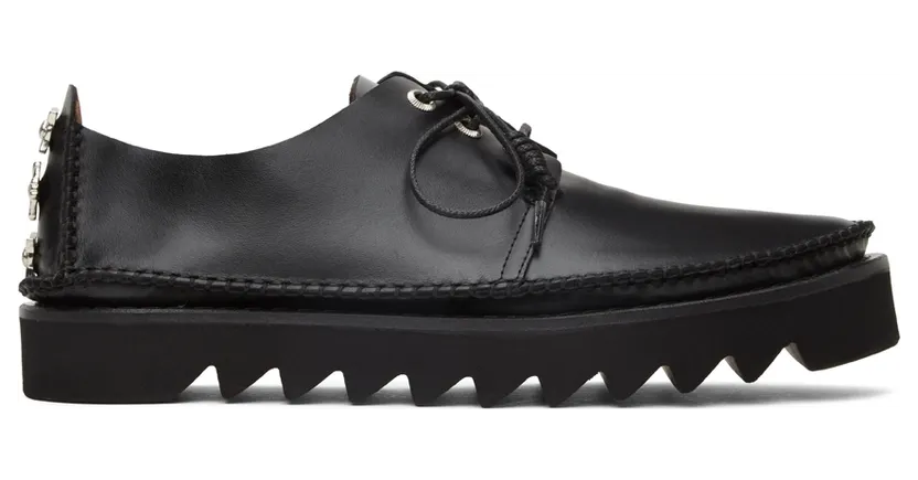 Toga Virilis Black Polished Leather Sneakers (FTVRM113409009)