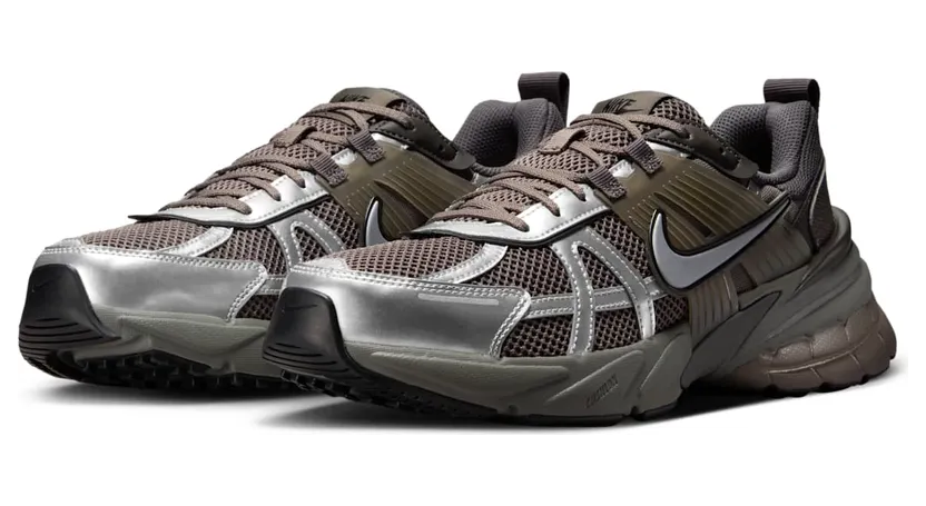 nike-v2k-run HQ1678-200