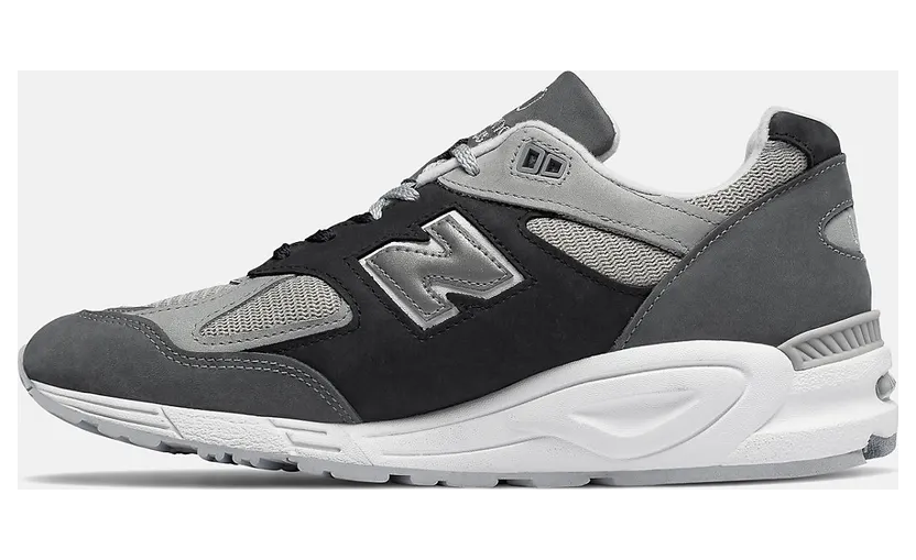 new-balance-990 M990XG2