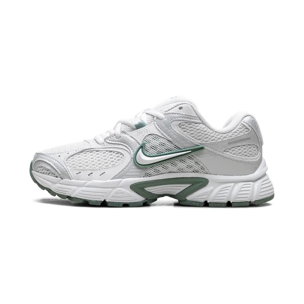 Nike V5 RNR “Summit White Cannon” (HQ7901-106)