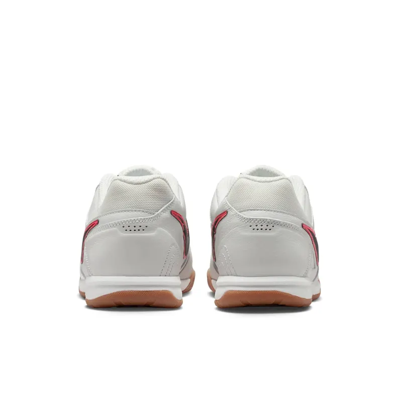 Nike Gato “Summit White Bright Crimson Black” (HQ6019-104)