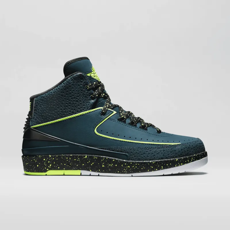 Jordan 2 Retro Nightshade Nightshade/Volt Ice-Black-Pure Platinum (385475-303)