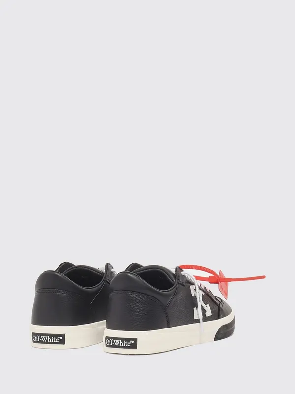 Off-White Vulcanized Low-Top Leather with Contrasting Arrow Logo Black (OMIA293C99LEA0021001)