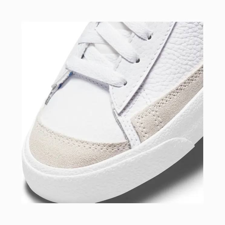 nike-blazer DQ1042-100