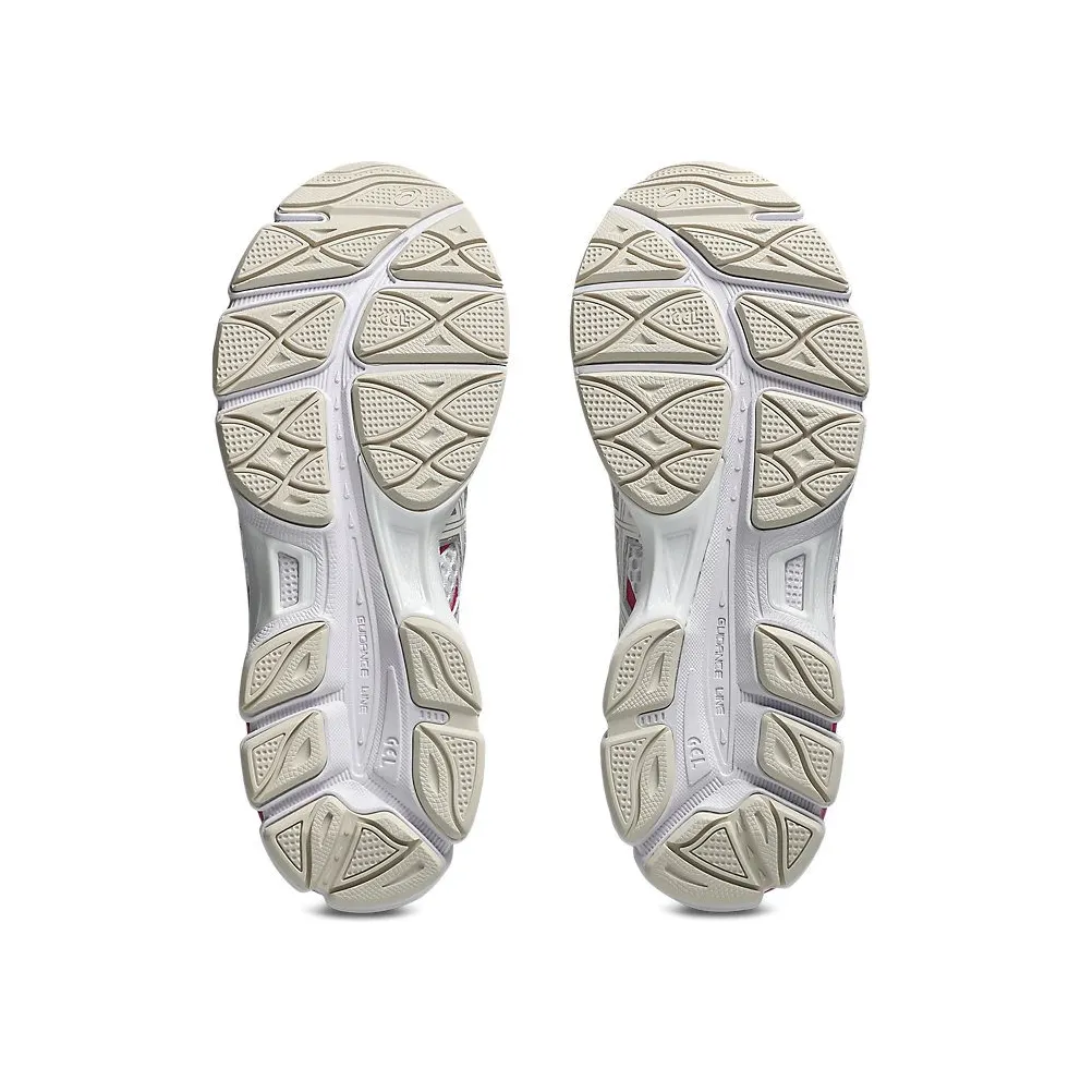 ASICS GEL-CUMULUS 16 “White / Cream” (1203A733-108)