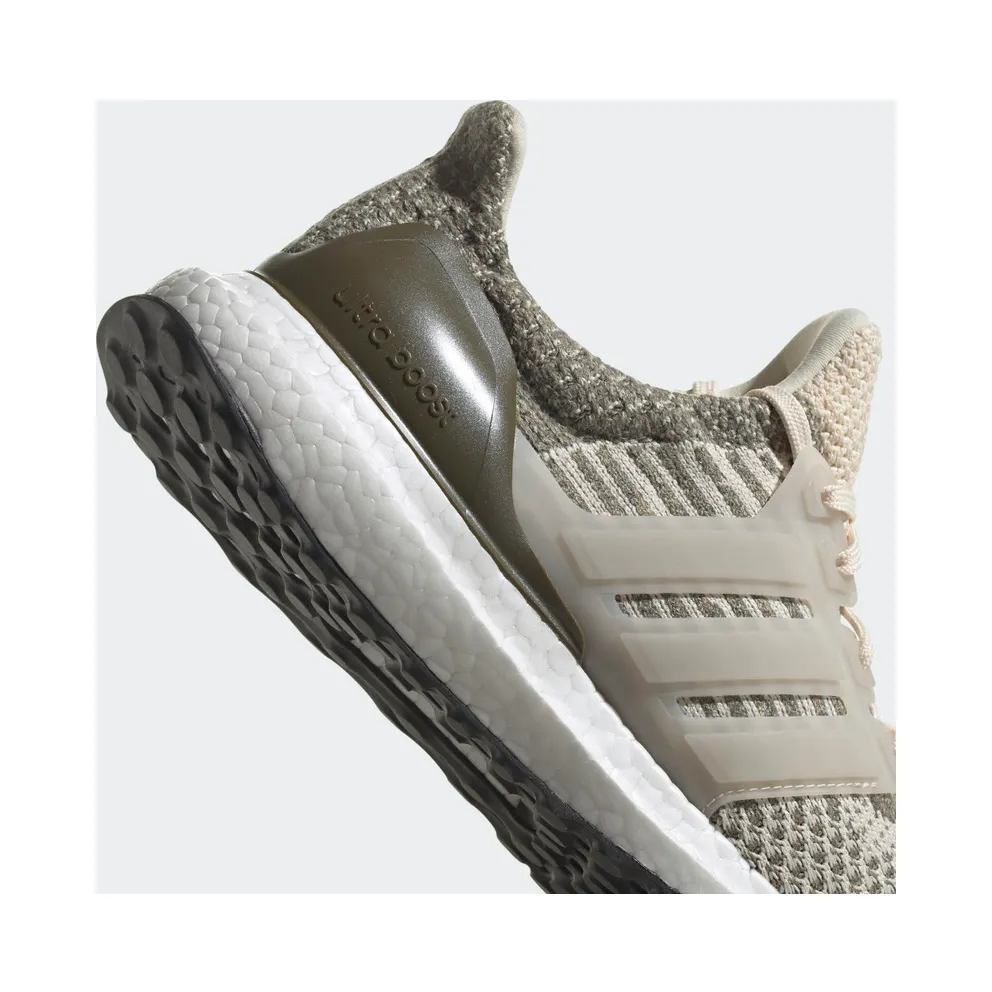 Adidas Ultraboost 5.0 DNA Wonder White / Wonder White / Focus Olive (GX5078)