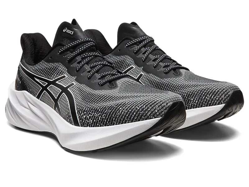 Asics NOVABLAST 3 LE Black/White (1011B591.001)