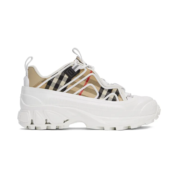 Burberry White & Beige Check Arthur Sneakers (8039440)