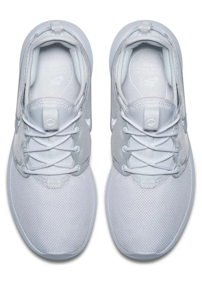 nike-roshe 896445-100
