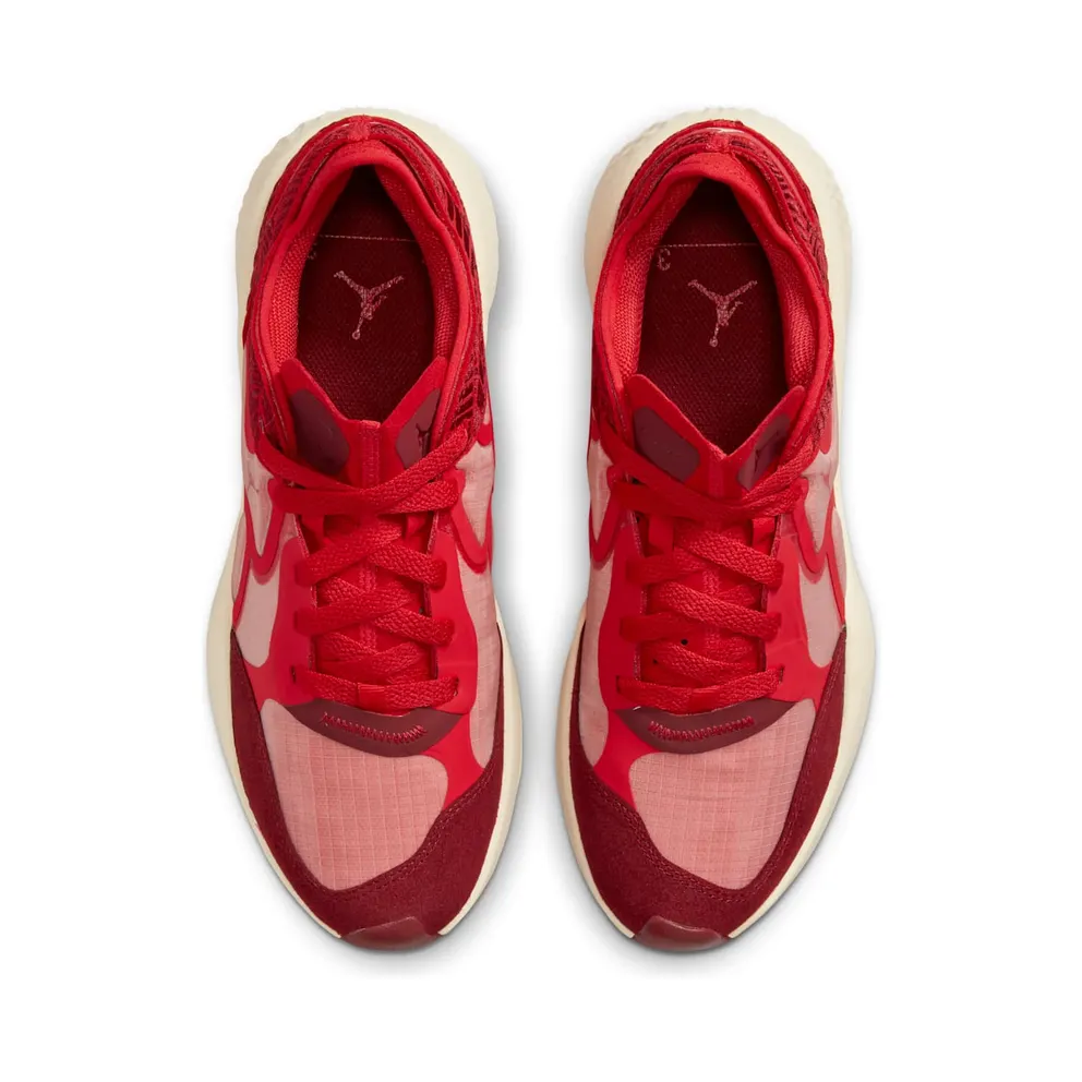 Jordan Delta 3 Low SE Team Red Muslin University Red Sail (DX6723-600)