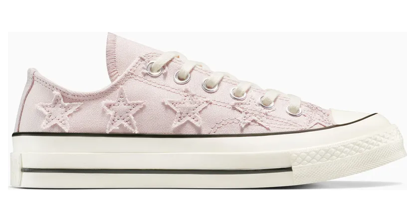 converse-chuck-taylor-all-star A15547C