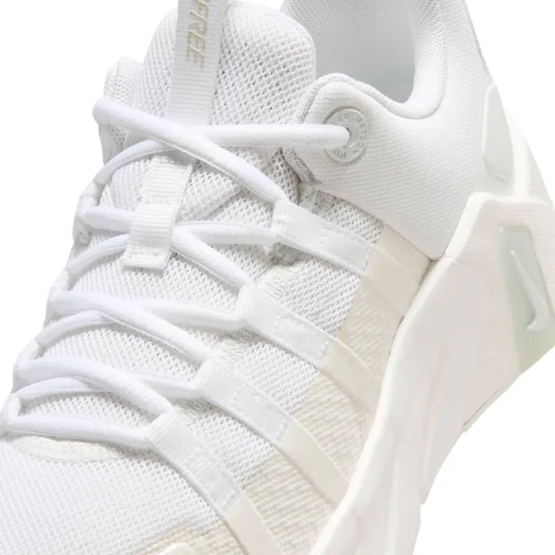 nike-metcon II7406-101