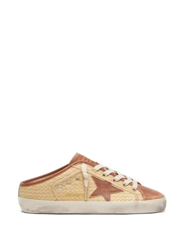 Golden Goose Super-Star Sabots aus Raffia mit ziegelrotem Stern zum Hineinschlüpfen – Nude (GWF01098F008497)