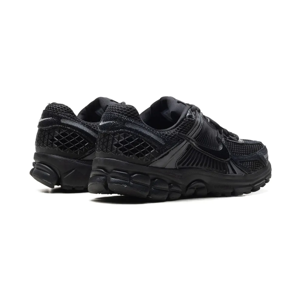 Nike Zoom Vomero 5 “Black Patent” (II6236-001)