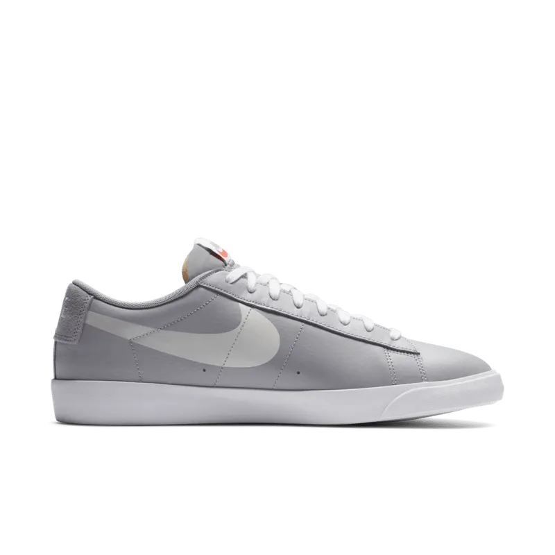Nike Blazer Low Print Wolf Grey Sail Bright Crimson (DA4652-001)