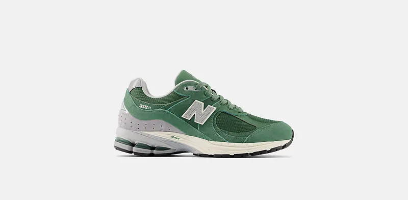 New Balance 2002R “Jade Green” (M2002RHW)