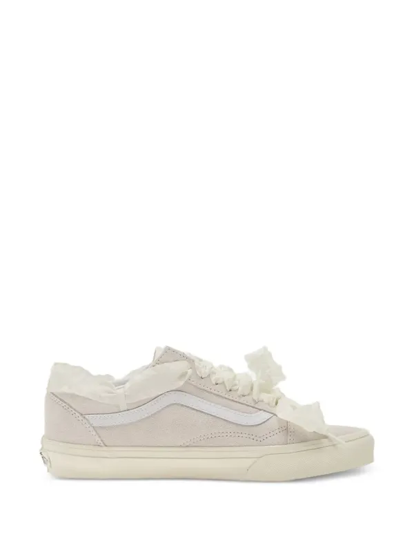 Vans Old Skool mit Rüschenbesatz – White (VN000D6WCJ71)