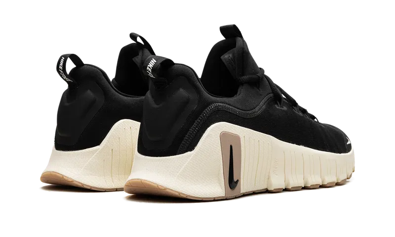 Nike Free Metcon 6 “Black Gum Light Brown” (FJ7127-010)