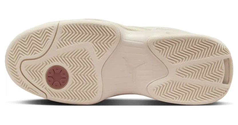 air-jordan-max-aura FQ7943-200