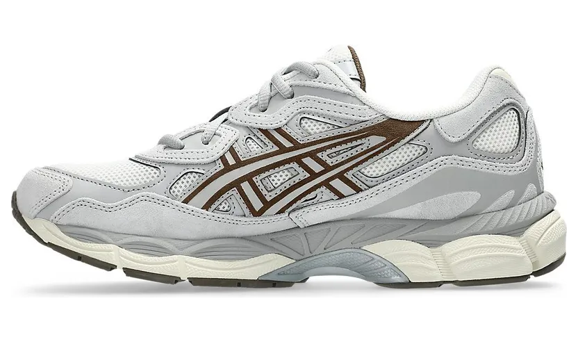 Asics Gel-NYC “Cream Cement Grey Brown”: beton met een warme rand (4)