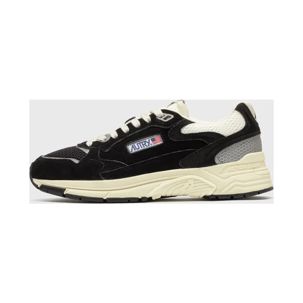 Autry Hyperway “Black / Silver” (HYLMUM23)