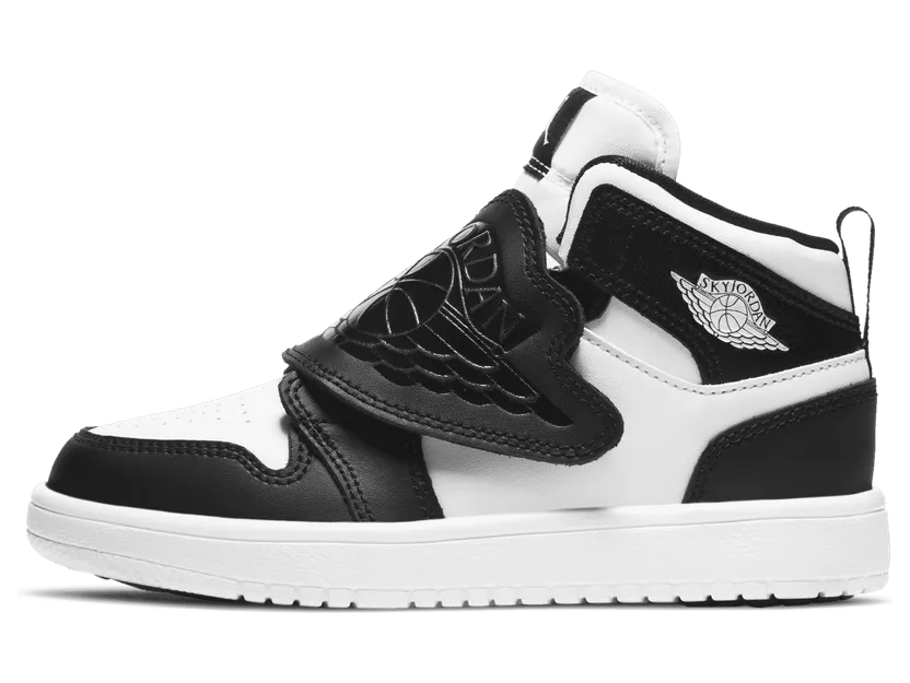 Sky Jordan 1 Black Whtie (BQ7197-010)