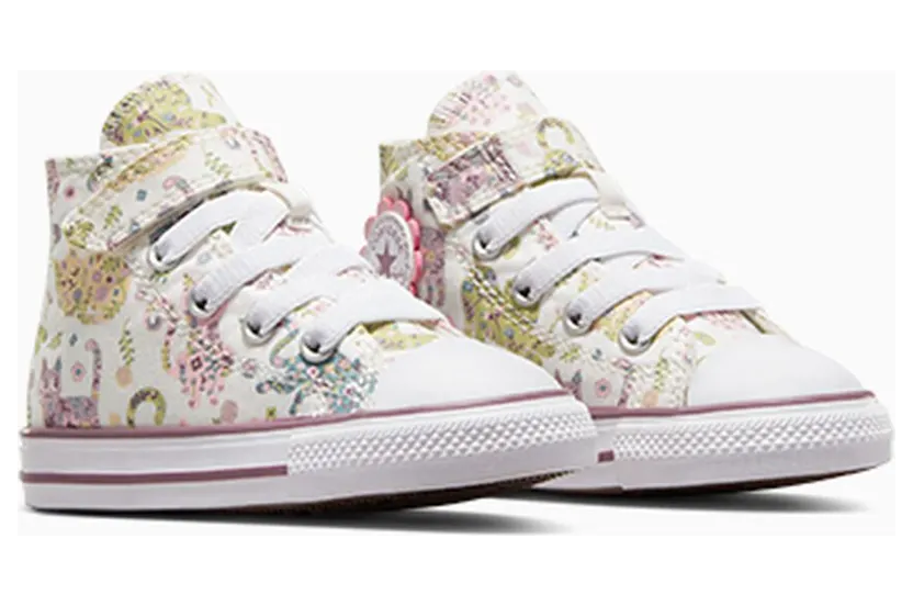 converse-chuck-taylor-all-star A05235C