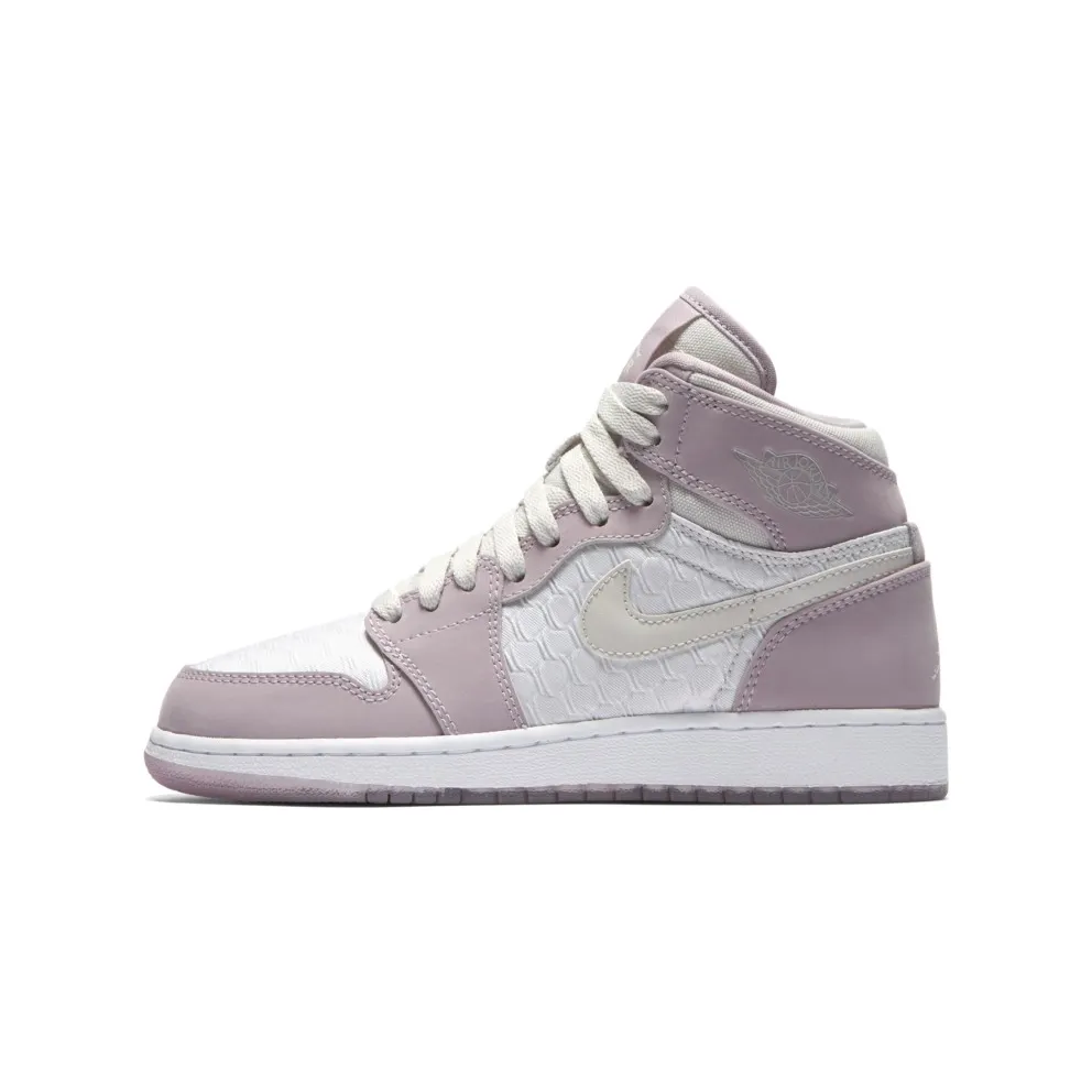 Jordan 1 Retro Heiress Plum Fog (GS) (832596-025)