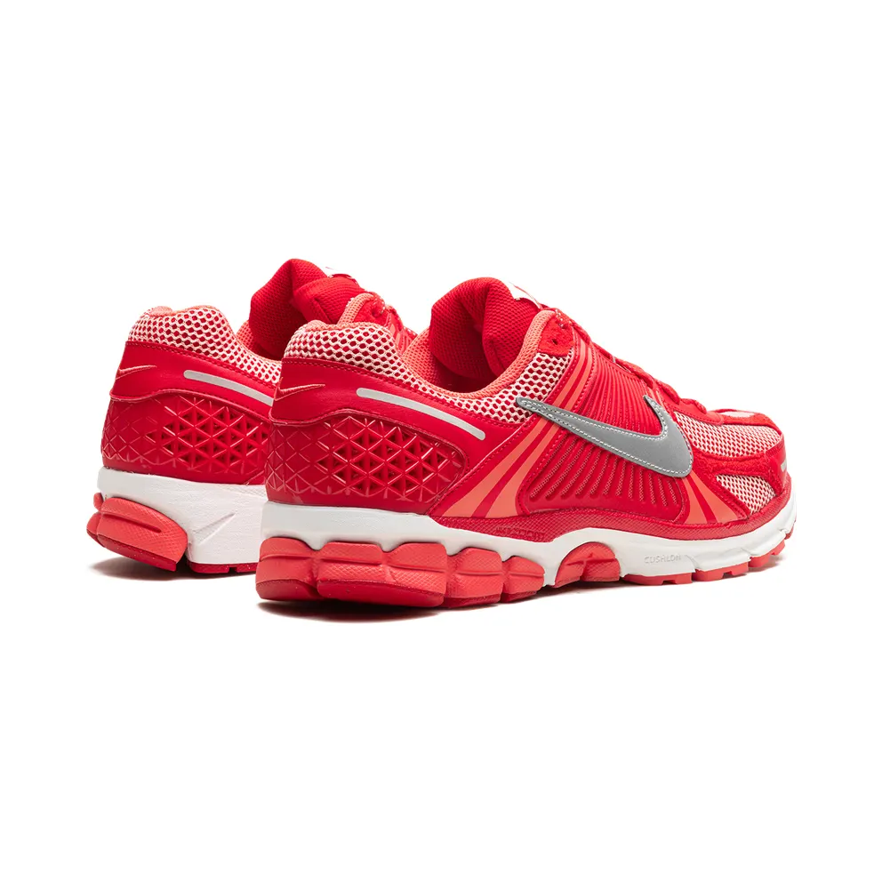 Nike Zoom Vomero 5 PRM “University Red Metallic Silver” (FN6833-657)