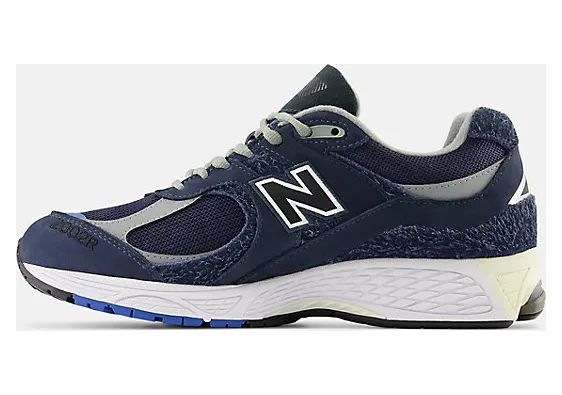 new-balance-2002r M2002RXH