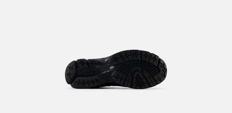 New Balance 2002 Protection Pack “Black” (U2002DXB)