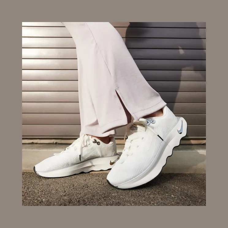 nike-motiva DV1238-103