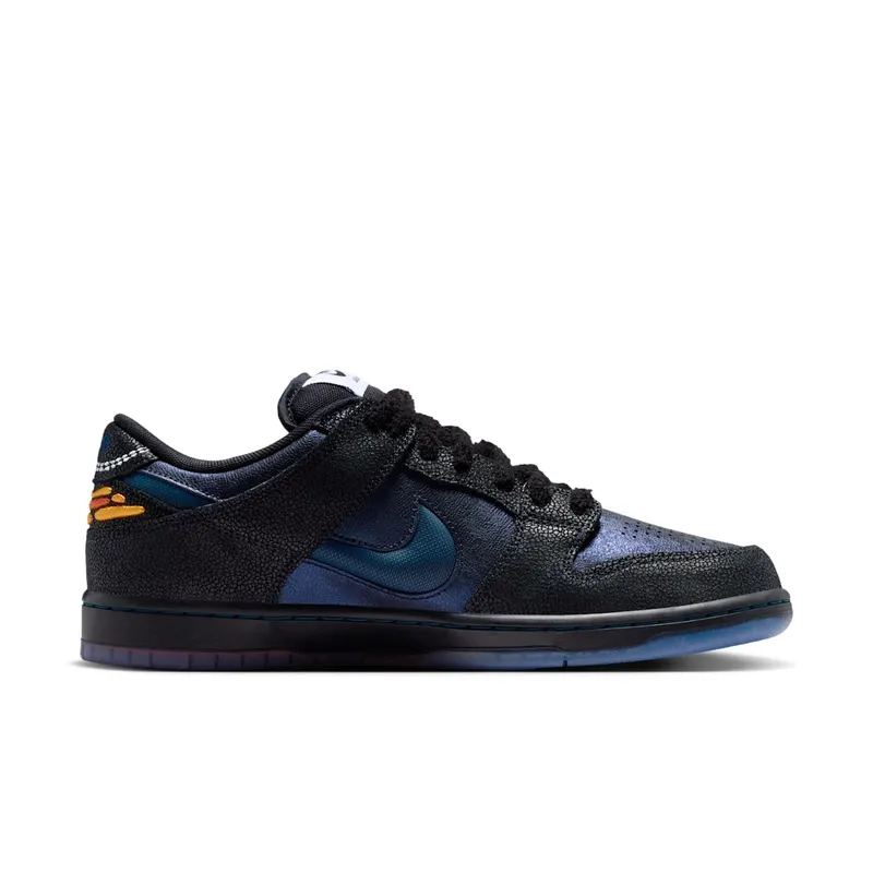 Nike SB Dunk Low Pro “Bluetile Skateboards” (IQ1323-001)