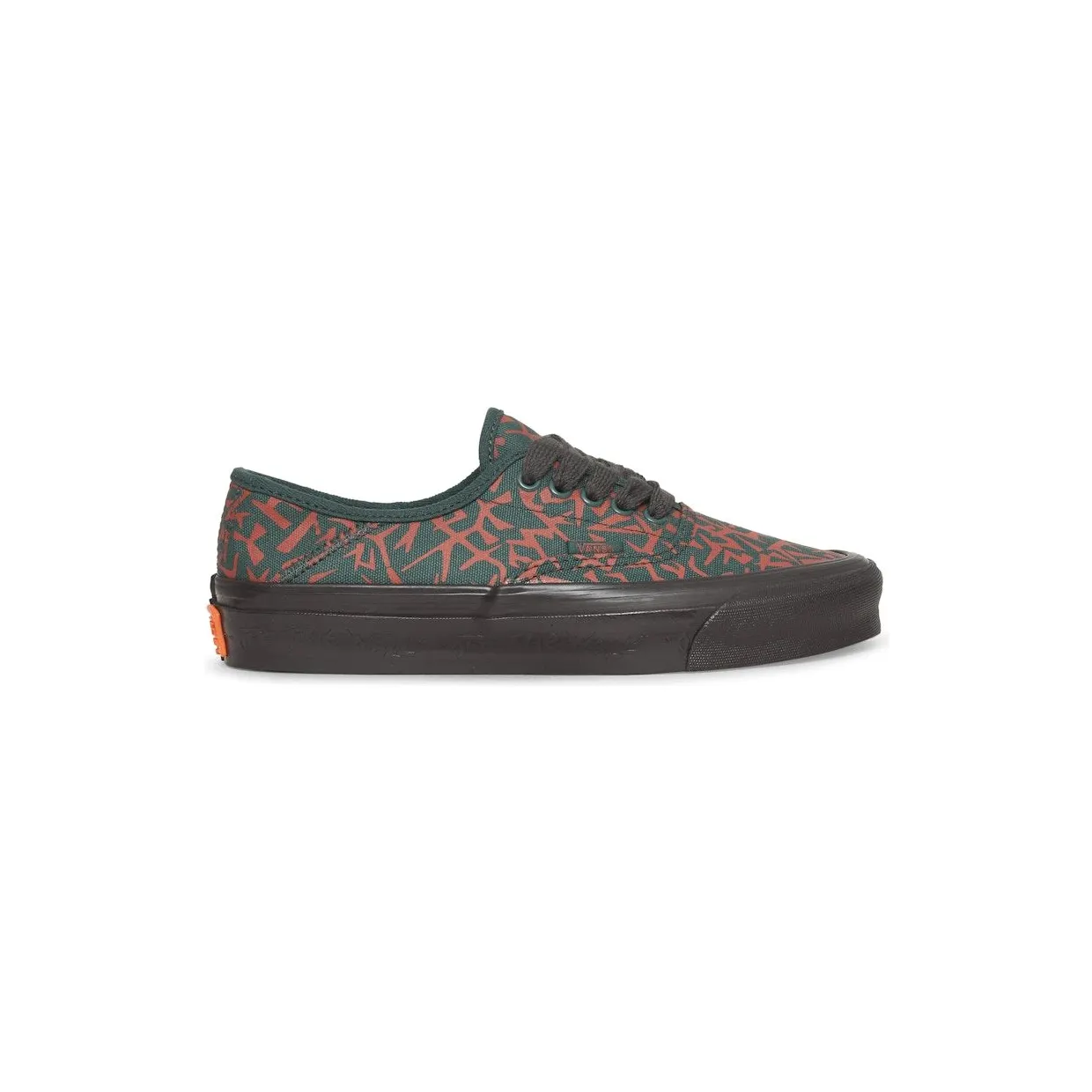 vans-style VN0A7Q4YA6T1