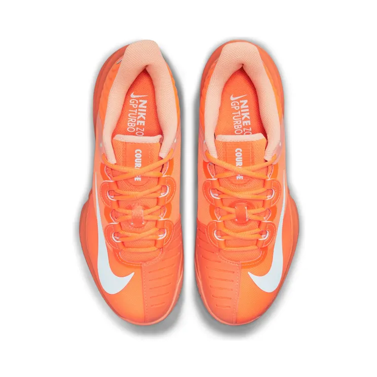 nikecourt DC9164-800