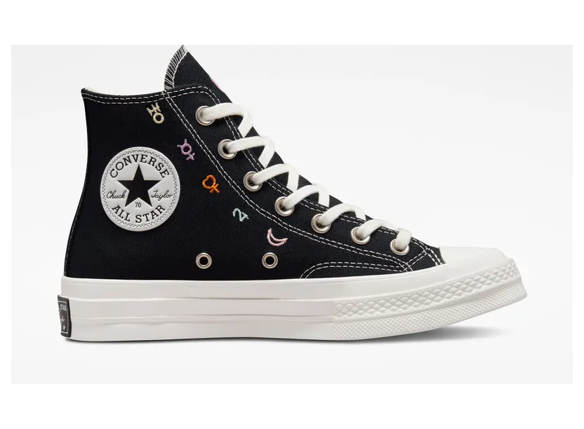 converse-chuck-taylor-all-star A03738C