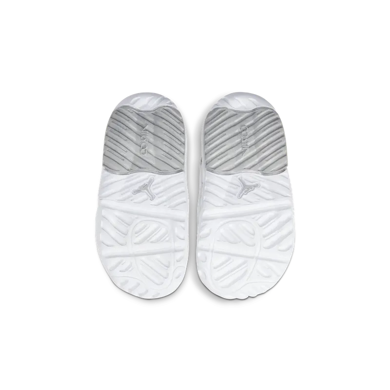 Jordan Max 200 Baby and Toddler White (CU1061-101)